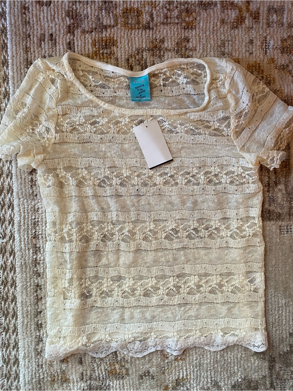 h.i.p. Cream Lace Knit Short-Sleeve Top